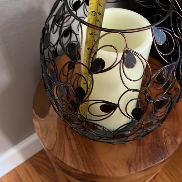 🎉Host Pick🥰💕❤️Beautiful Large Flameless Candle in Metal Basket - Picture 13 of 16